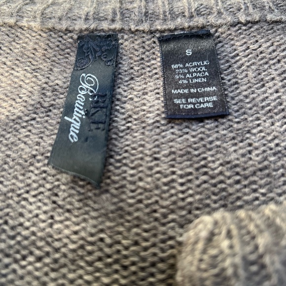 Vintage BKE Boutique Khaki wool/Alpaca Blend Cardigan Size S - Picture 3 of 3